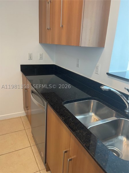 Comprar apartamento en One Miami West Tower 3610