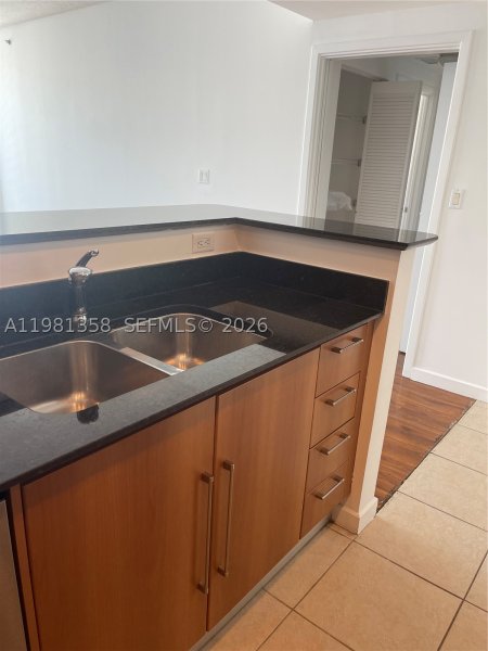 Comprar apartamento en One Miami West Tower 3610