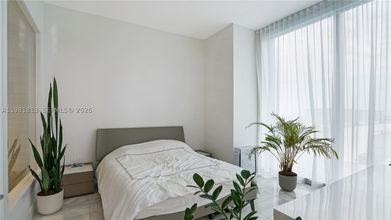 Comprar apartamento no Missoni Baia 3005