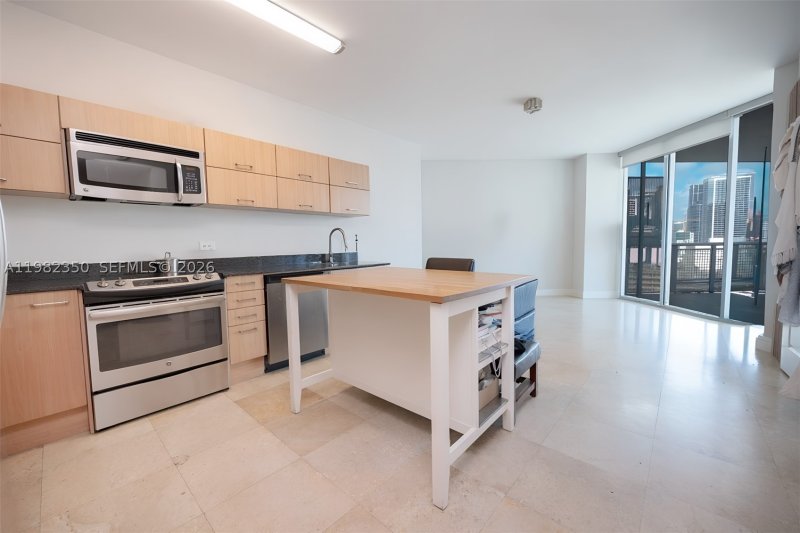 Comprar apartamento en Wind by Neo 1709