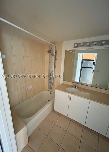 Apartment for rent at Opera Tower 5307