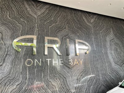 Comprar apartamento no Aria on The Bay 1000