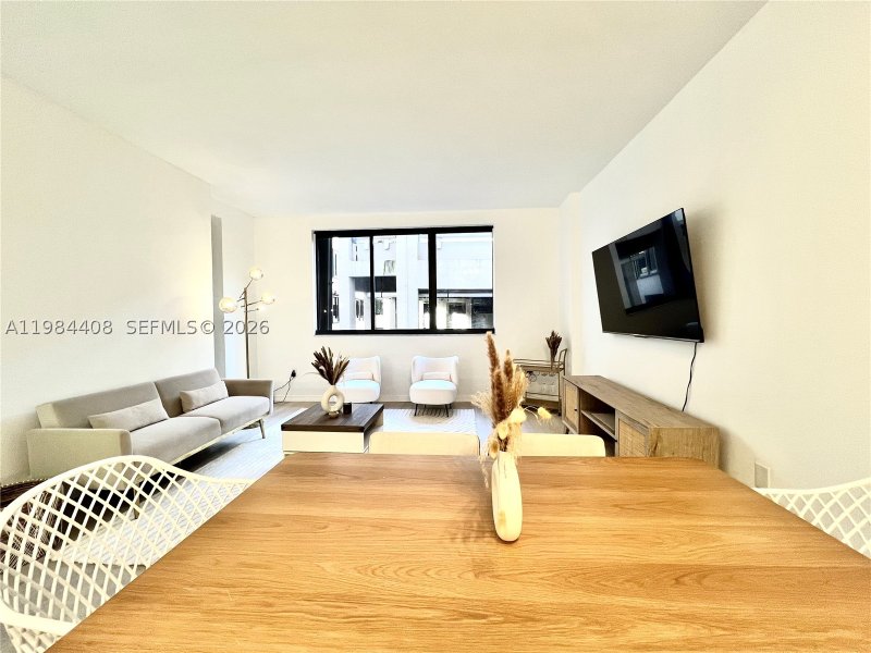 Condo for sale at Brickell Key Two 202
