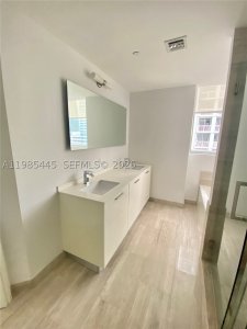 Comprar apartamento no Brickell House Condo 1903