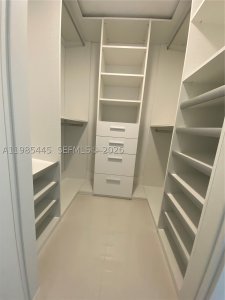 Comprar apartamento no Brickell House Condo 1903