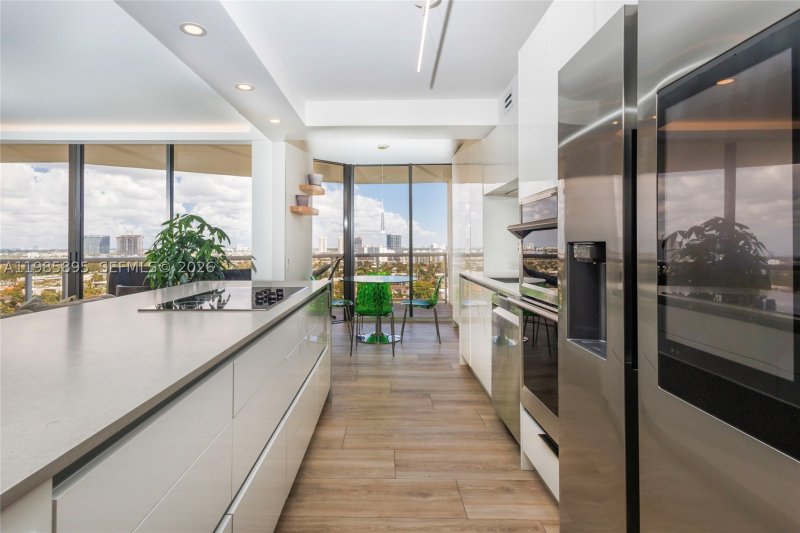 Comprar apartamento en Harborside 1701