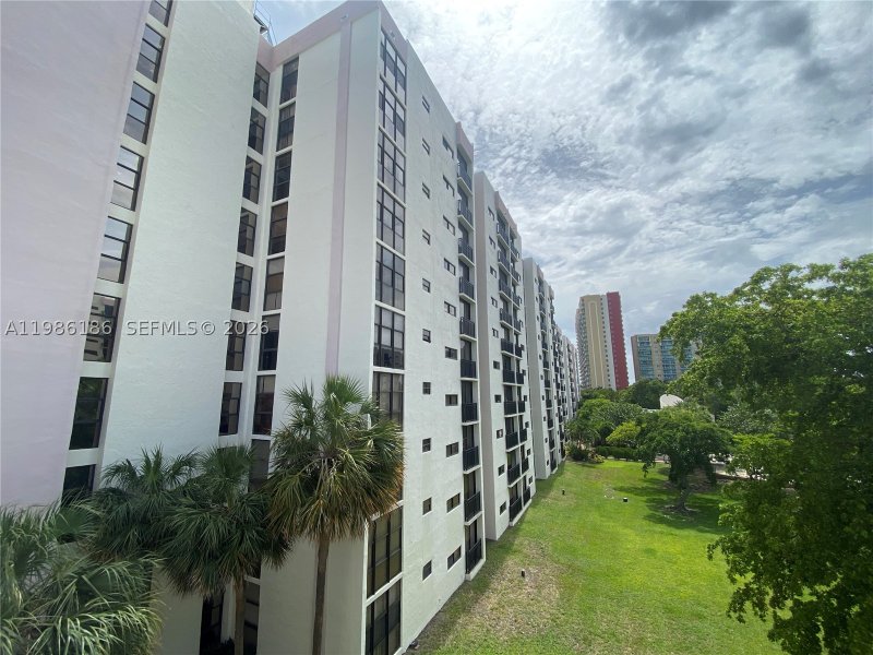 Alquiler de apartamento en Plaza of the Americas 902