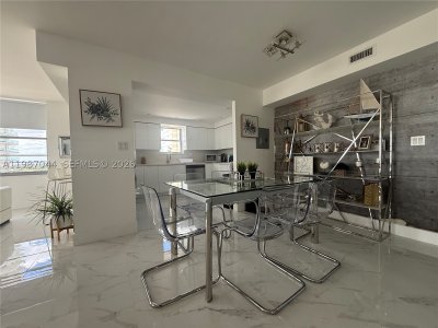 Aluguel de apartamento no Oceanside Plaza 8R