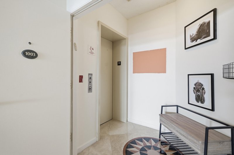 Condo for sale at Renaissance on the Ocean 1003