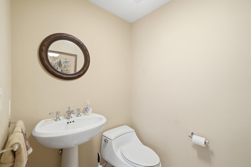 Condo for sale at Renaissance on the Ocean 1003
