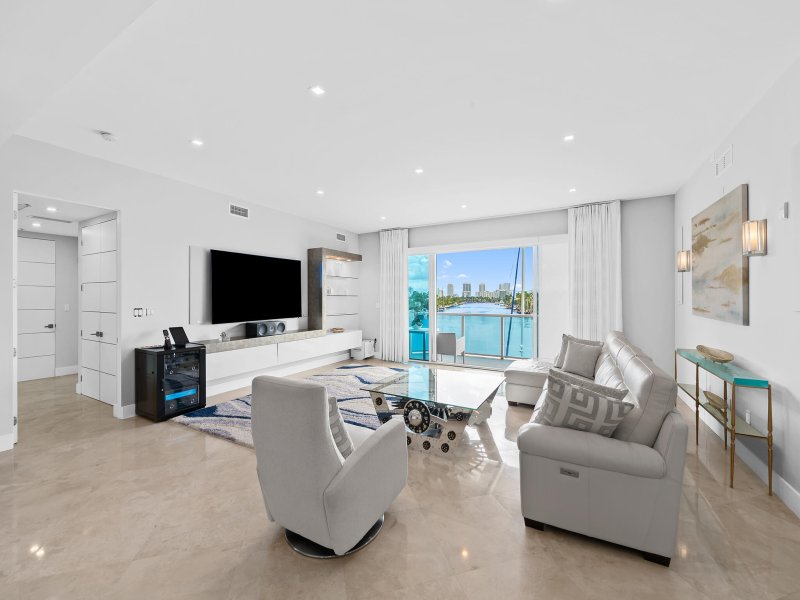 Property photo # 8