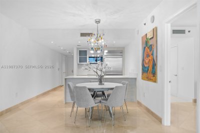 Comprar apartamento no Beach Club One 4206