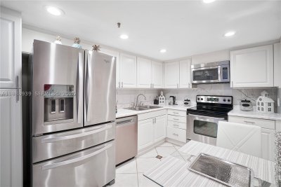 Aluguel de apartamento no Nine Island Avenue 2410