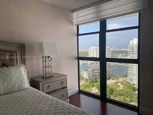 Apartment for rent at Nine Island Avenue 2410