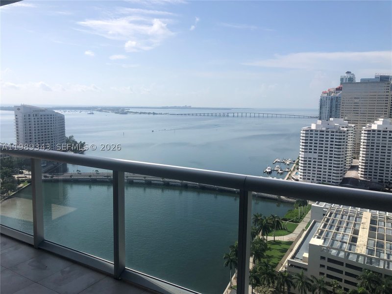 Comprar apartamento en Icon Brickell Tower II 2401