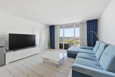 Comprar apartamento en Del Prado South Tower 1502
