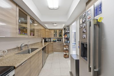 Comprar apartamento en Del Prado South Tower 1502