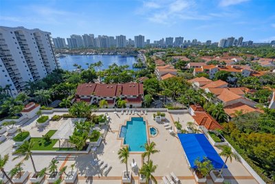 Comprar apartamento en Harbor Tower at Waterways 1204