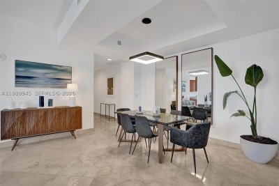 Comprar apartamento no Trump Tower One 805