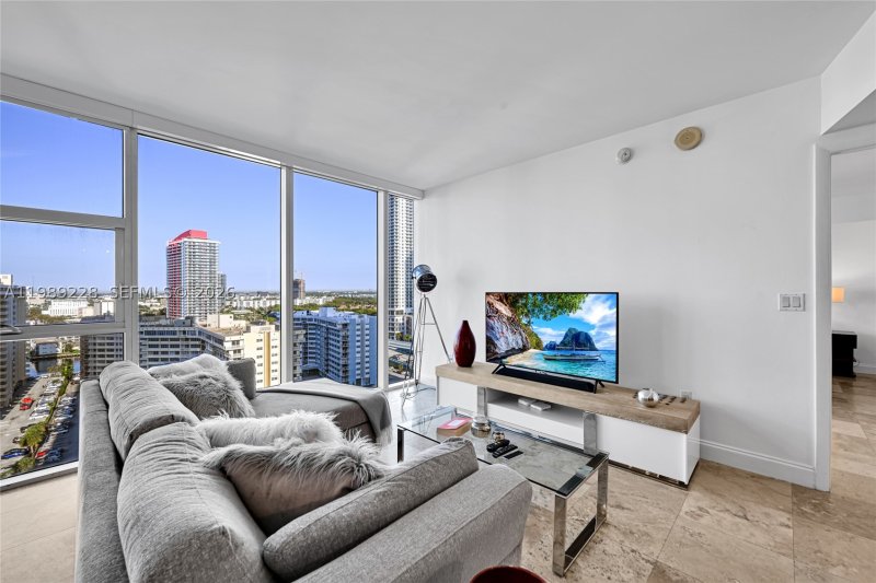 Apartment for rent at Beach Club Two 1707