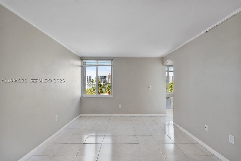 Condo for sale at Caribbean Breeze 456