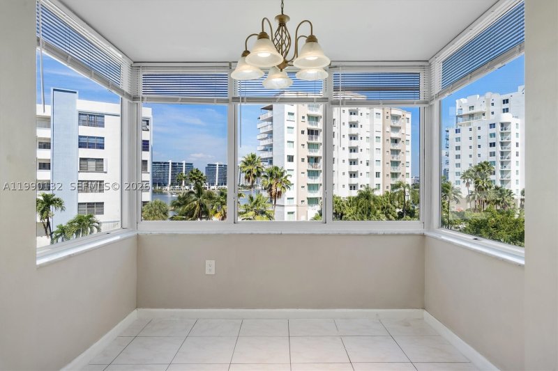 Condo for sale at Caribbean Breeze 456