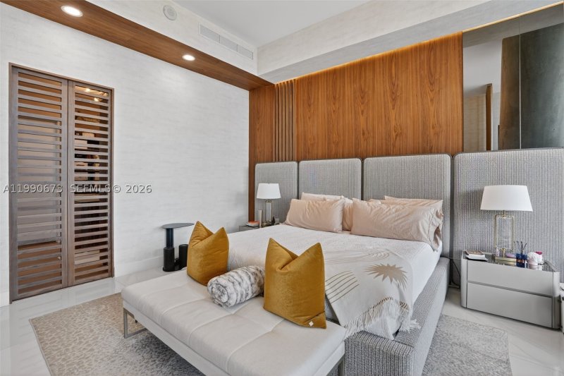 Comprar apartamento en Grove at Grand Bay 402S