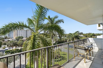 Comprar apartamento en The Summit 506s