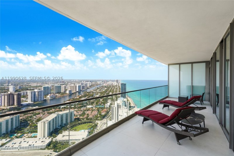 Condo for sale at Residences by Armani / Casa 5103
