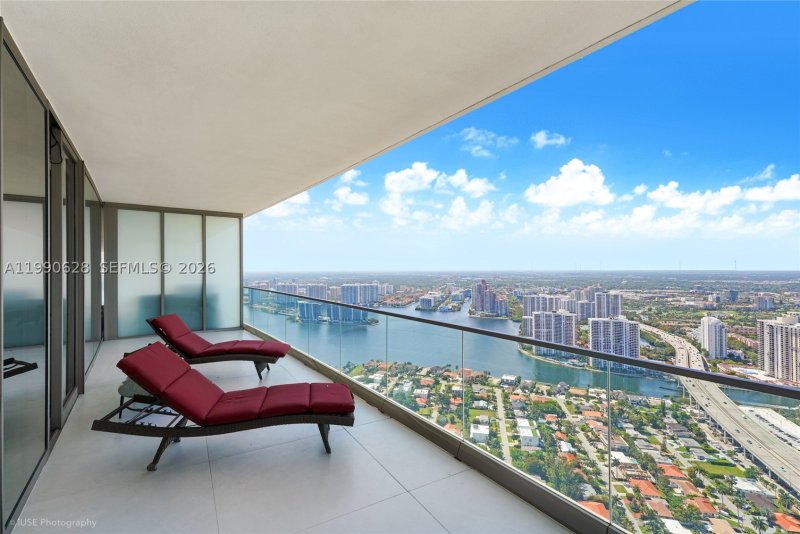 Condo for sale at Residences by Armani / Casa 5103