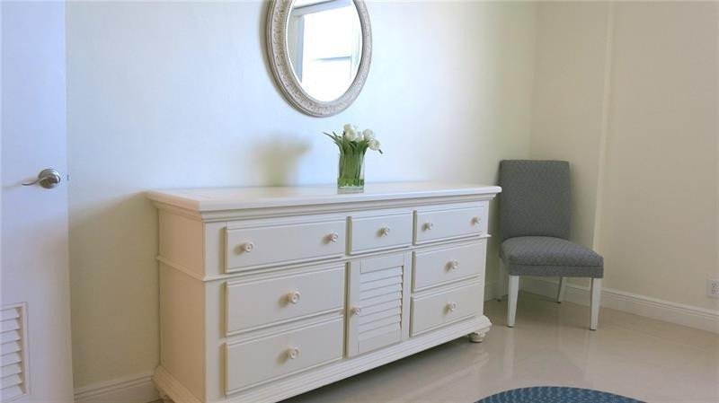 Condo for sale at Galt Towers 15d