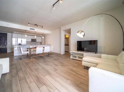 Alquiler de apartamento en Nine at Mary Brickell Village 2105