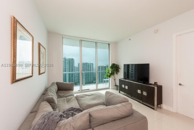 Comprar apartamento no 500 Brickell West Tower 4200