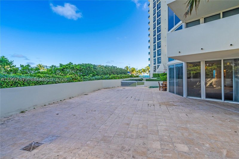 Condo for sale at Ocean One 304