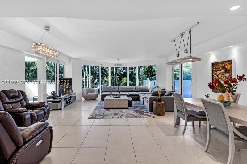 Condo for sale at Ocean One 304