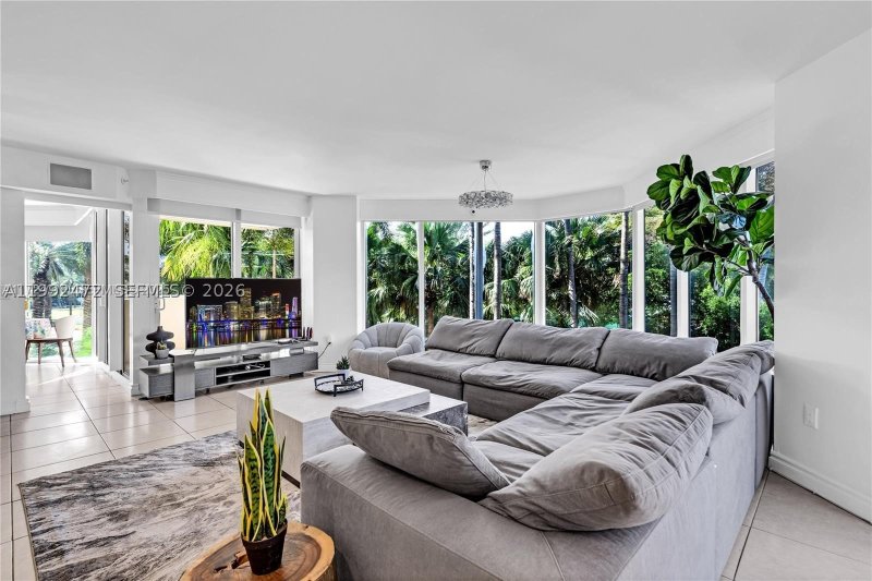 Condo for sale at Ocean One 304