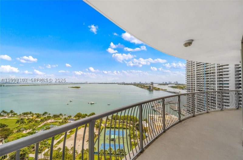 Apartment for rent at Opera Tower 2401