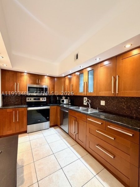 Condo for sale at Tides Hollywood Beach 7M