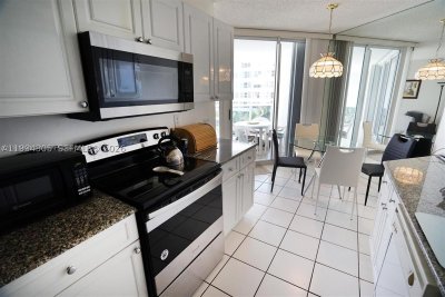 Aluguel de apartamento no Sands Pointe 601