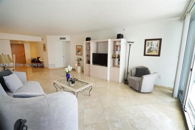 Aluguel de apartamento no Sands Pointe 601
