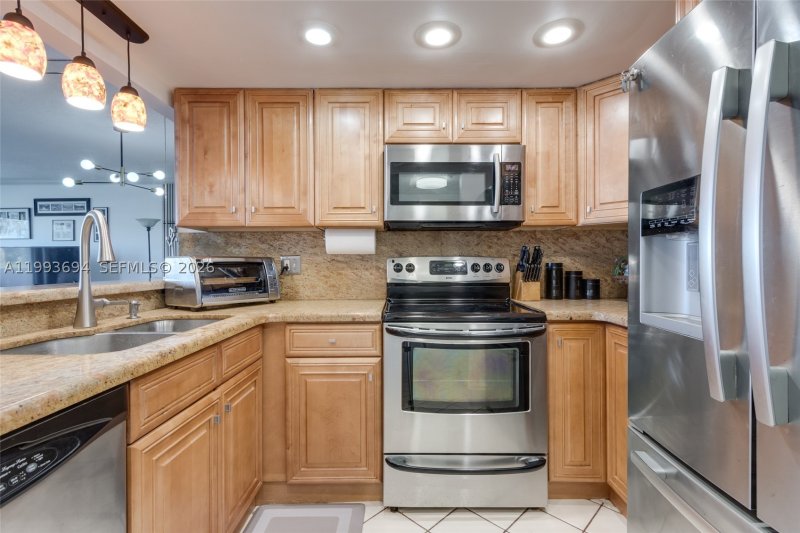 Apartment for rent at The Summit 104N