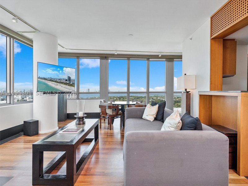 Apartment for rent at Setai 3302