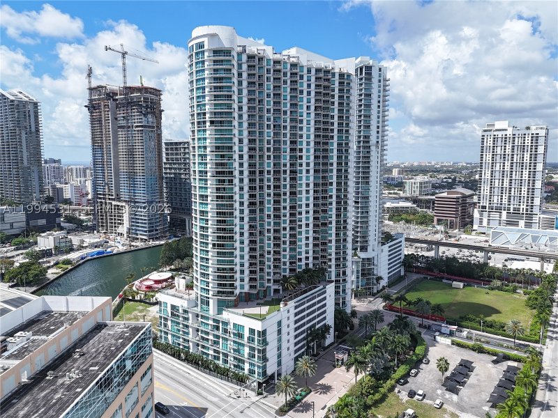 Comprar apartamento no Wind by Neo 4110