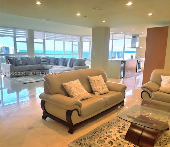 Comprar apartamento no Decoplage PH4