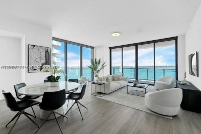 Comprar apartamento no Elysee Miami 1402