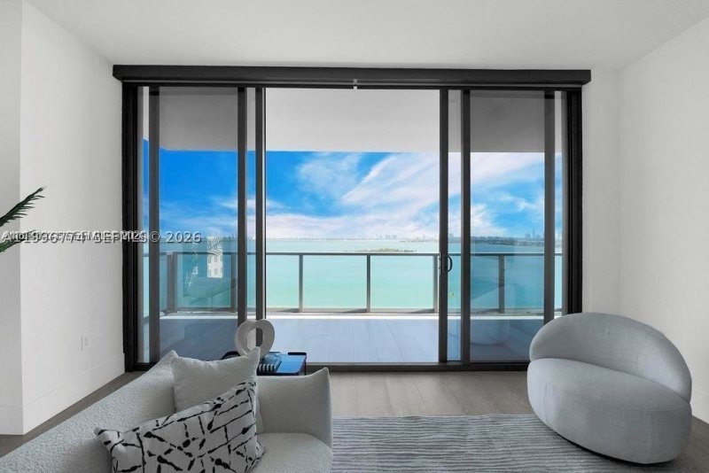 Condo for sale at Elysee Miami 1402