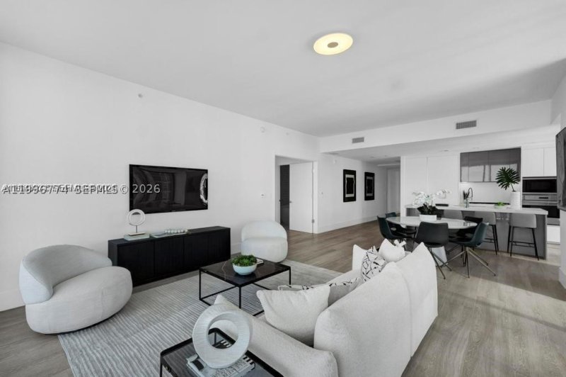 Condo for sale at Elysee Miami 1402