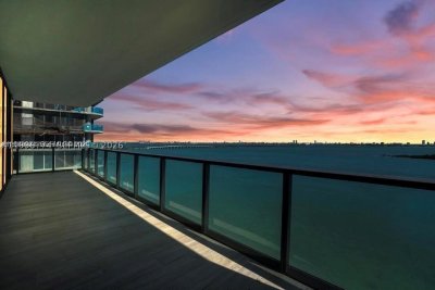 Elysee Miami Apt #1402