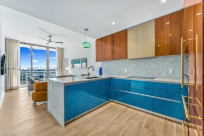 Alquiler de apartamento en MR. C Residences 1505