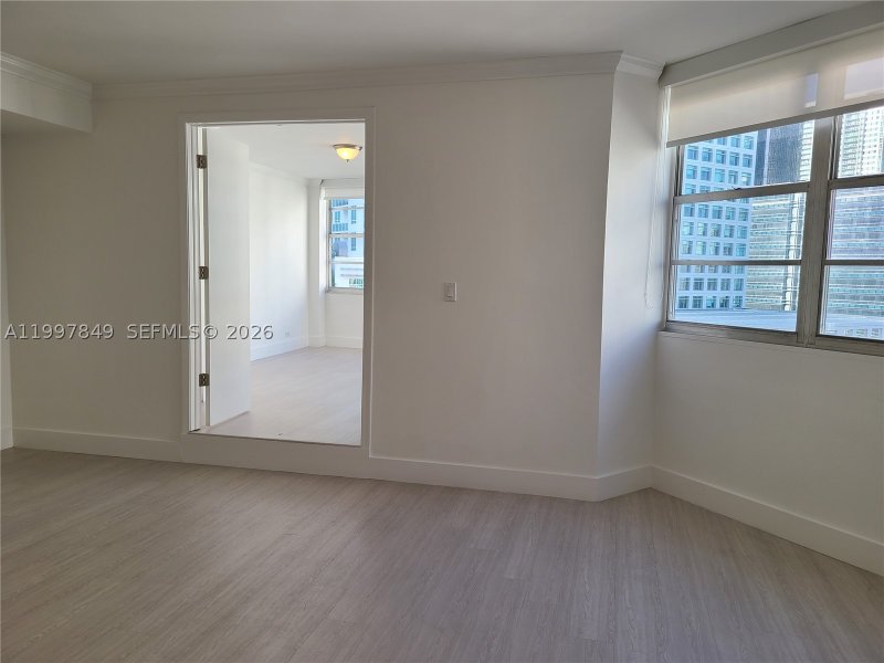 Apartment for rent at Four Ambassadors 1207